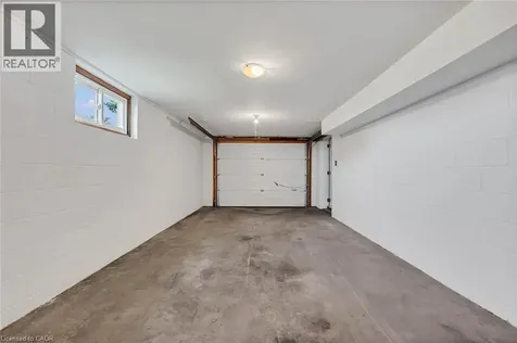 617 Eighth Road East Stoney Creek ON L8J 2X4