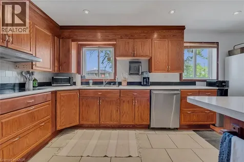 617 Eighth Road East Stoney Creek ON L8J 2X4
