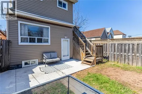 174 Rosslyn Avenue North Hamilton ON L8L 7P7