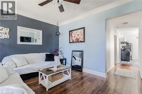 174 Rosslyn Avenue North Hamilton ON L8L 7P7