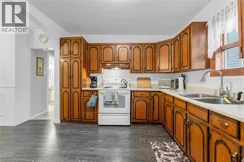 143 Walter Avenue South Hamilton ON L8K 3K8