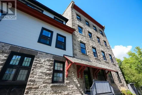 49 Mill Street Carleton Place ON K7C 1T6