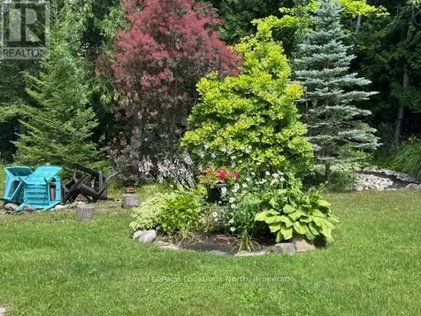 2 Maplewood Drive Tiny ON L0L 1P1