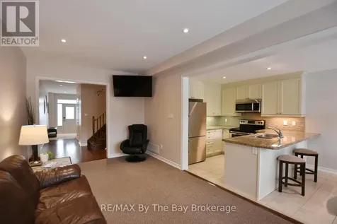 15 30th Street North Wasaga Beach ON L9Z 2C8