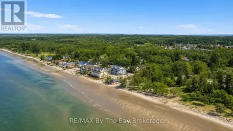 15 30th Street North Wasaga Beach ON L9Z 2C8