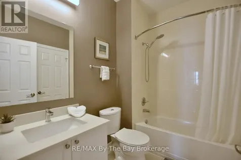 15 30th Street North Wasaga Beach ON L9Z 2C8
