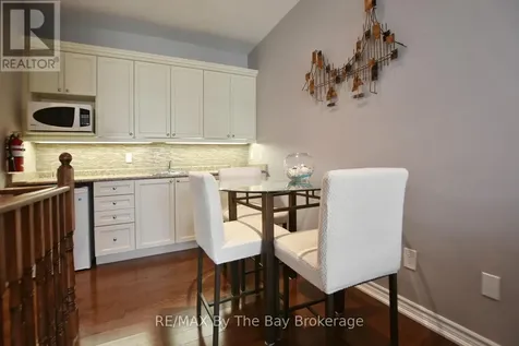 15 30th Street North Wasaga Beach ON L9Z 2C8
