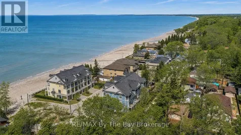15 30th Street North Wasaga Beach ON L9Z 2C8