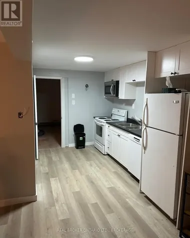 302 Mcconnell Avenue Cornwall ON K6H 4L5