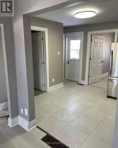 302 Mcconnell Avenue Cornwall ON K6H 4L5