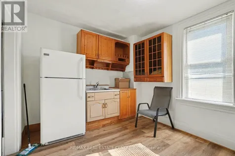 84 Bank Street North Renfrew ON K7V 2E2