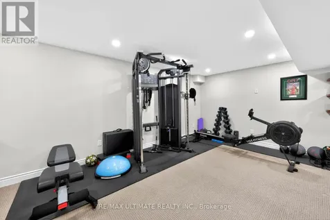 67 Beauchamp Drive North Cambridge ON N1S 0A2