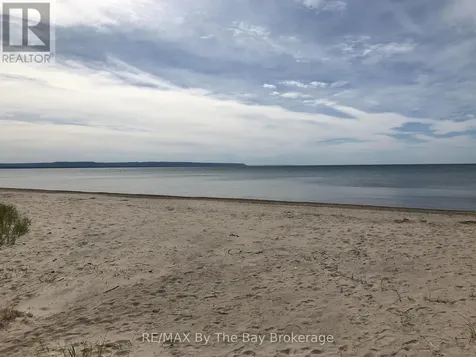 44 12th Street North Wasaga Beach ON L9Z 2J9