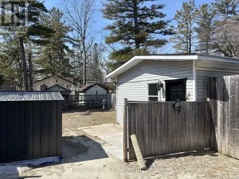 44 12th Street North Wasaga Beach ON L9Z 2J9