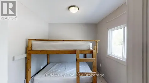 44 12th Street North Wasaga Beach ON L9Z 2J9