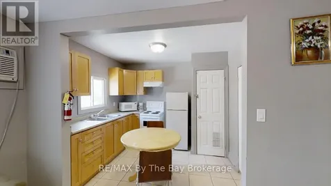 44 12th Street North Wasaga Beach ON L9Z 2J9