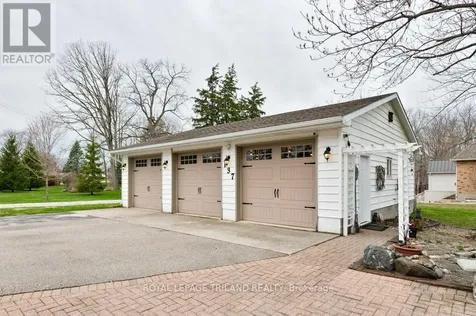 137 St George Street Central Elgin ON N5P 2M3