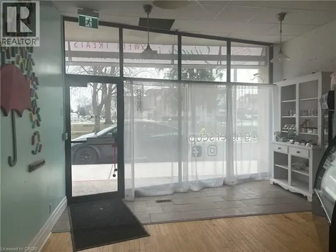 116 Argyle Street North Cambridge ON N3H 1P6