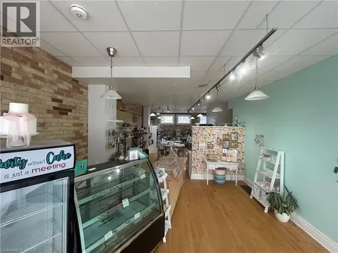 116 Argyle Street North Cambridge ON N3H 1P6