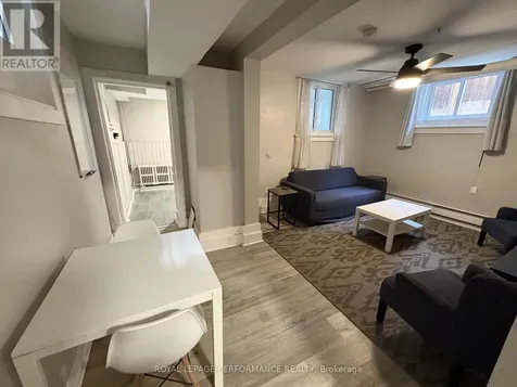 721 Cooper Street Ottawa ON K1R 5J5