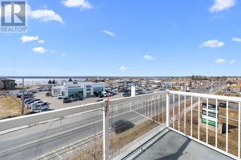 2921 Laurier Street Clarence-rockland ON K4K 1V2