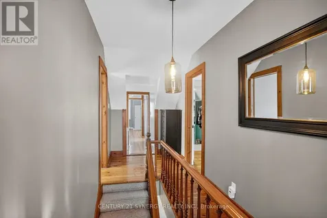 103 Queen Charlotte Street Ottawa ON K0A 2Z0