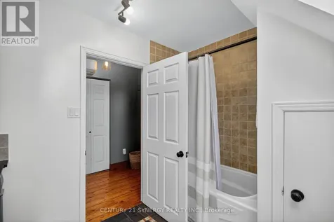 103 Queen Charlotte Street Ottawa ON K0A 2Z0