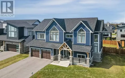 161 Springside Crescent Blue Mountains ON L9Y 5L3