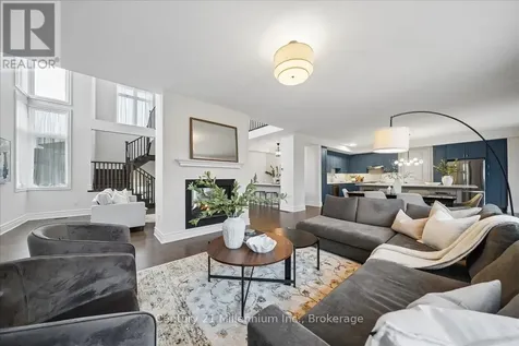 161 Springside Crescent Blue Mountains ON L9Y 5L3