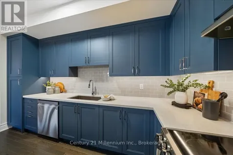 161 Springside Crescent Blue Mountains ON L9Y 5L3