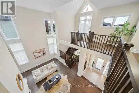 161 Springside Crescent Blue Mountains ON L9Y 5L3