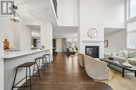 161 Springside Crescent Blue Mountains ON L9Y 5L3