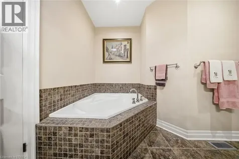7 Ocean Way Port Dover ON N0A 1N7