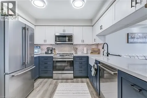 3845 Lakeshore Boulevard West Toronto ON M8W 4Y3