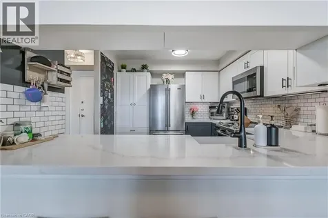3845 Lakeshore Boulevard West Toronto ON M8W 4Y3