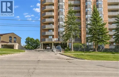 3845 Lakeshore Boulevard West Toronto ON M8W 4Y3