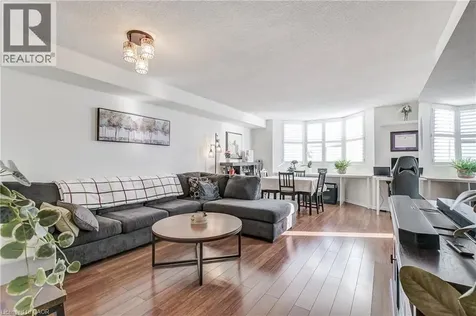3845 Lakeshore Boulevard West Toronto ON M8W 4Y3