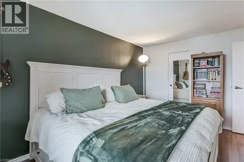 3845 Lakeshore Boulevard West Toronto ON M8W 4Y3