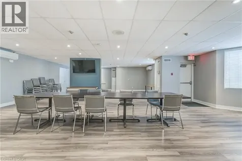 3845 Lakeshore Boulevard West Toronto ON M8W 4Y3