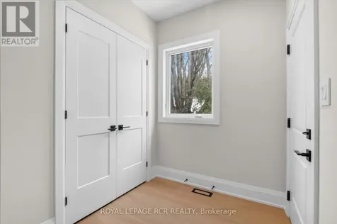 7 Henry Street Orangeville ON L9W 1R6
