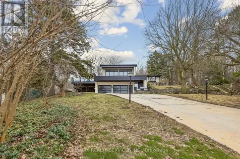 3 Chicopee Terrace Kitchener ON N2A 1T2