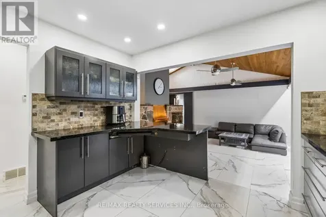 3 Chicopee Terrace Kitchener ON N2A 1T2