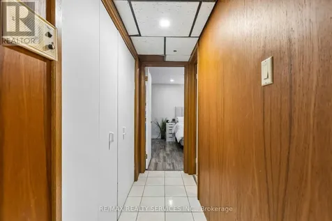 3 Chicopee Terrace Kitchener ON N2A 1T2