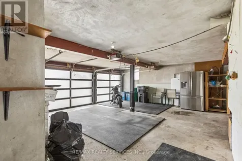 3 Chicopee Terrace Kitchener ON N2A 1T2