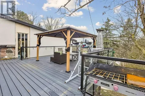 3 Chicopee Terrace Kitchener ON N2A 1T2
