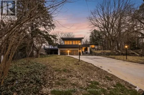 3 Chicopee Terrace Kitchener ON N2A 1T2