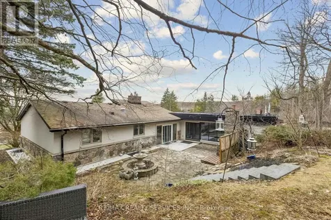 3 Chicopee Terrace Kitchener ON N2A 1T2