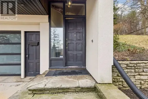 3 Chicopee Terrace Kitchener ON N2A 1T2