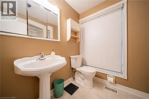 557 Trafford Crescent Oakville ON L6L 3T4