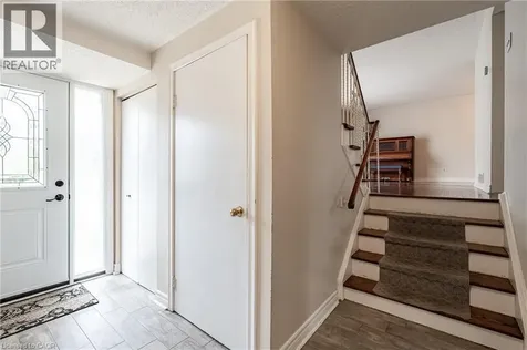 557 Trafford Crescent Oakville ON L6L 3T4